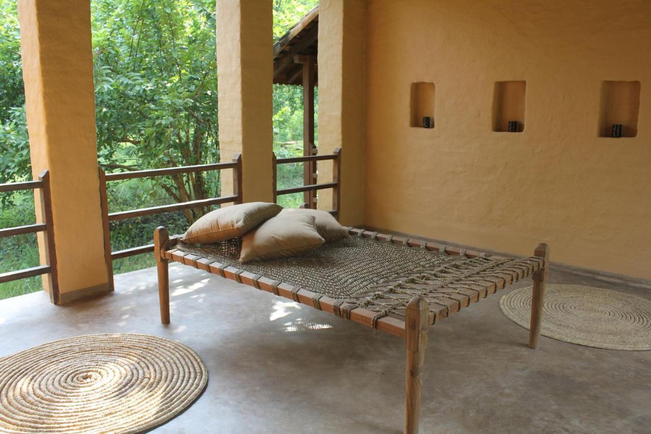 Tiger Tops Karnali Lodge Bardiya Exterior photo